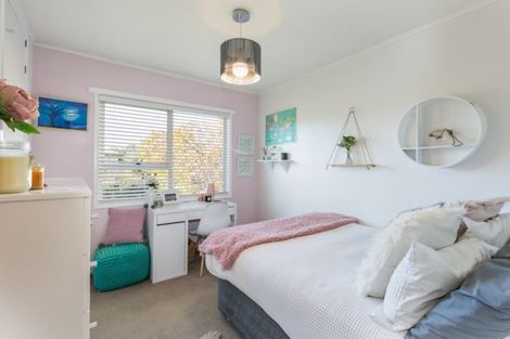 Photo of property in 11 Surrey Street, Taradale, Napier, 4112