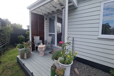 Photo of property in 39 Seagrass Place, Otaki Beach, Otaki, 5512