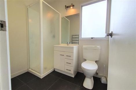 Photo of property in 45 Lynn Road, Bayview, Auckland, 0629