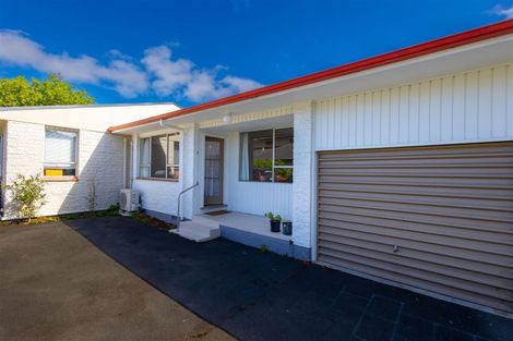 Photo of property in 2/120 Saint James Avenue, Papanui, Christchurch, 8053