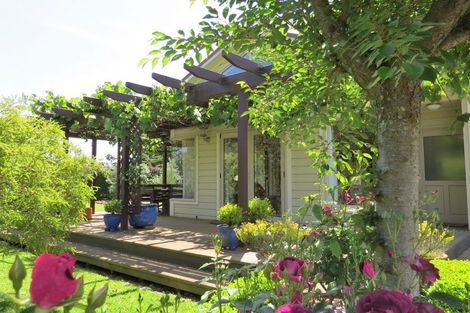 Photo of property in 46 Charles Street, Carterton, 5713