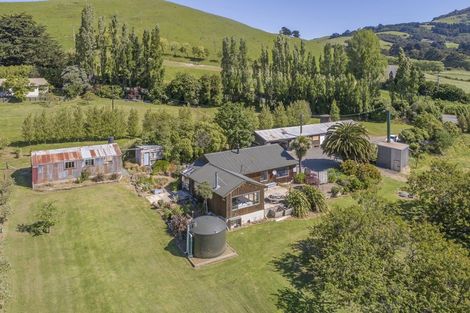 Photo of property in 165 Governors Bay - Teddington Road, Teddington, Lyttelton, 8971