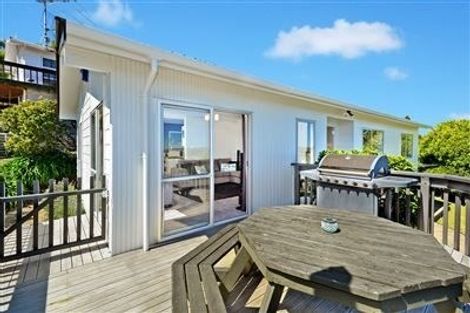 Photo of property in 1/14 Gillan Place, Bayview, Auckland, 0629