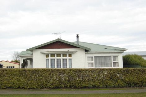Photo of property in 17 Collingwood Street, Strathern, Invercargill, 9812