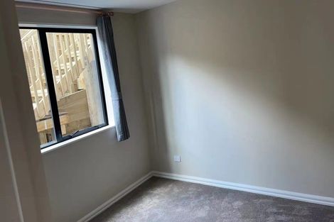 Photo of property in 69 Rathmullen Place, Pinehill, Auckland, 0632