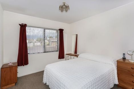 Photo of property in 2/15 Don Street, Papakura, 2110