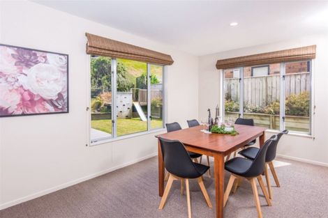 Photo of property in 71 Amesbury Drive, Churton Park, Wellington, 6037