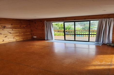 Photo of property in 10b Cedar Terrace, Stanmore Bay, Whangaparaoa, 0932