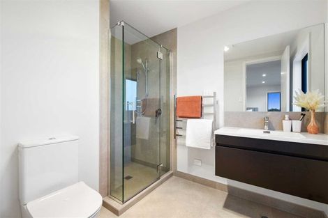 Photo of property in 1/40 Rose Berry Crescent, Flagstaff, Hamilton, 3210