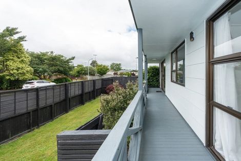 Photo of property in 2 Millar Place, Nawton, Hamilton, 3200