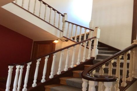 Photo of property in 80 Beechdale Crescent, Pakuranga Heights, Auckland, 2010