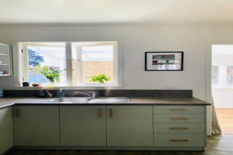 Photo of property in 184 Maunsell Road, Port Waikato, Tuakau, 2695