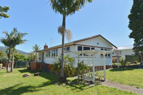 Photo of property in 13 Butler Place, Te Kamo, Whangarei, 0112
