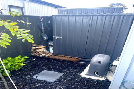 Photo of property in 5 Morus Road, Massey, Auckland, 0614