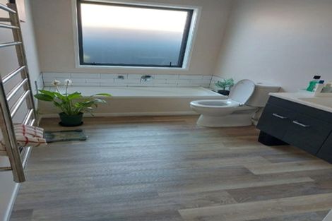 Photo of property in 48 Te Kaeaea Crescent, Wallaceville, Upper Hutt, 5018