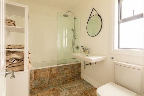 Photo of property in 16 Tui Road, Raumati Beach, Paraparaumu, 5032