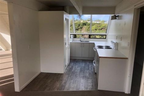Photo of property in 22 Shadon Place, Stanmore Bay, Whangaparaoa, 0932
