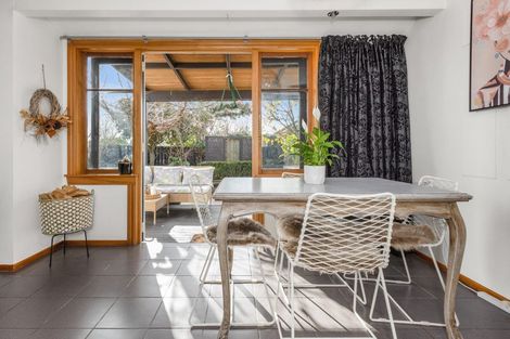 Photo of property in 90 Tait Drive, Greenmeadows, Napier, 4112