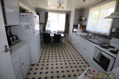 Photo of property in 9 Pukeko Place, Tokoroa, 3420