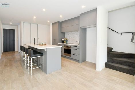 Photo of property in 6 Hoiho Road, Pukekohe, 2120