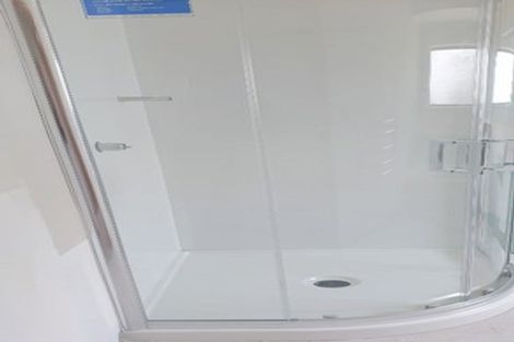 Photo of property in 9 Karawa Place, Kawakawa Bay, Papakura, 2585