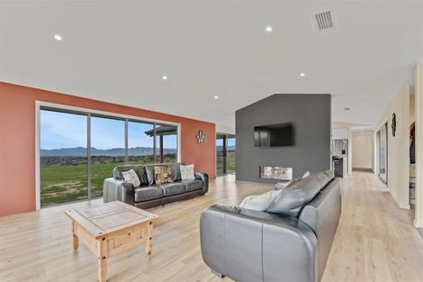 Photo of property in 24 Mahoe Close, Upper Moutere, 7173