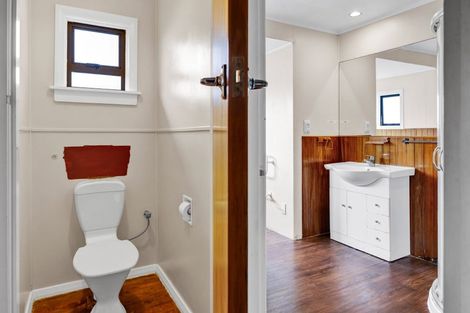 Photo of property in 96 Fairfield Road, Hawera, 4610