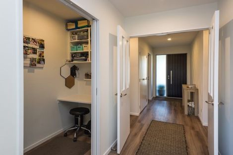 Photo of property in 77 Waratah Street, Avondale, Christchurch, 8061