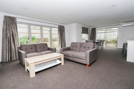 Photo of property in 4/1 Hibiscus Avenue, Hamilton Lake, Hamilton, 3204