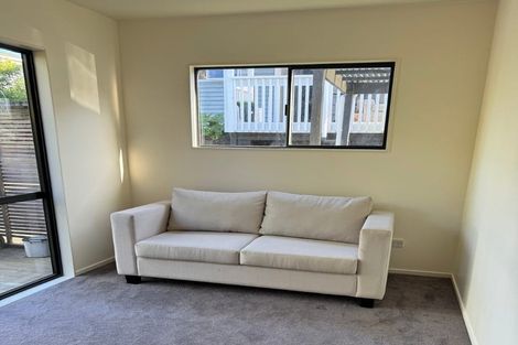 Photo of property in 2/35 Manuka Road, Bayview, Auckland, 0629