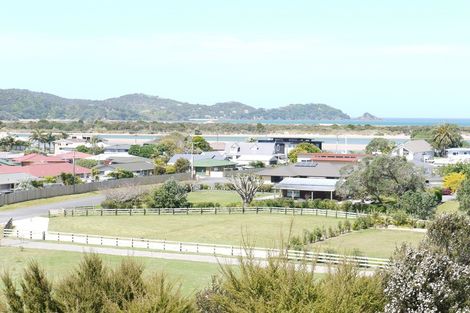 Photo of property in 15 Kakariki Road, Ngunguru, Whangarei, 0173