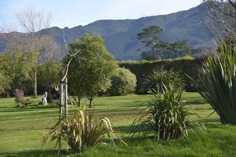 Photo of property in 3 Watersons Line, Dalefield, Carterton, 5791