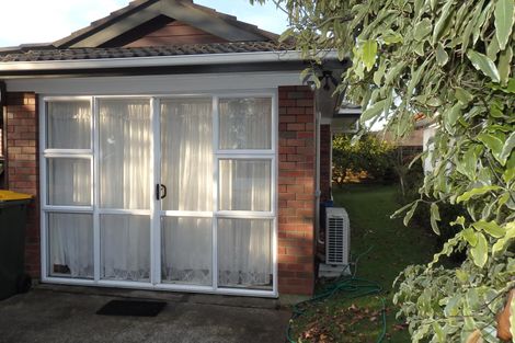 Photo of property in 6 Isola Place, Manukau, Auckland, 2025