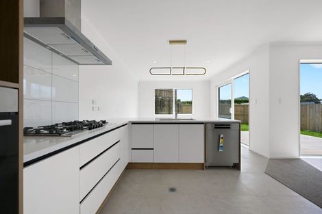 Photo of property in 2/29 Tokerau Drive, Rototuna North, Hamilton, 3210