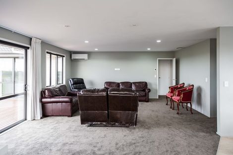 Photo of property in 5 Tokerau Crescent, Pukekohe, 2120