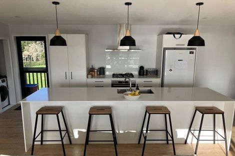 Photo of property in 3 Aquarius Lane, Langs Beach, 0582