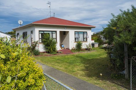 Photo of property in 99 De Lautour Road, Inner Kaiti, Gisborne, 4010
