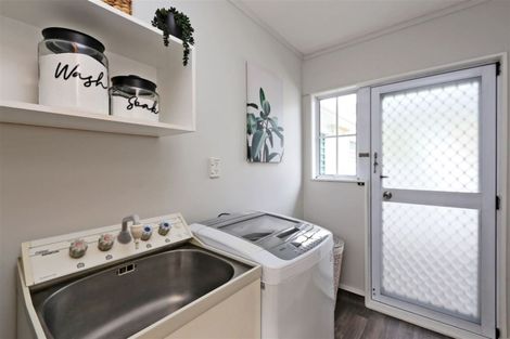 Photo of property in 4/21 Havelock Road, Havelock North, 4130