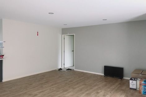 Photo of property in 13 Medina Place, Half Moon Bay, Auckland, 2012