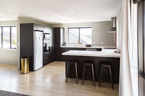 Photo of property in 5 Tokerau Crescent, Pukekohe, 2120