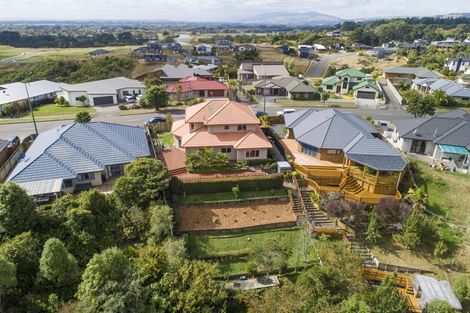 Photo of property in 116 Ruapehu Drive, Fitzherbert, Palmerston North, 4410