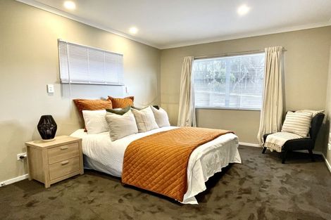 Photo of property in 2 Catlins Glen, Aotea, Porirua, 5024