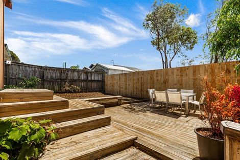 Photo of property in 29a Clayburn Road, Glen Eden, Auckland, 0602