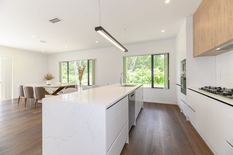 Photo of property in 5 Paitry Place, Swanson, Auckland, 0614