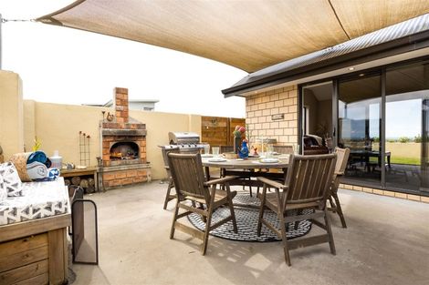 Photo of property in 19 Ocean View Crescent, Rarangi, Blenheim, 7273