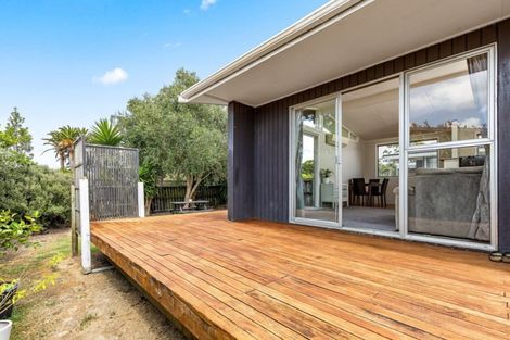 Photo of property in 7 Mary Keane Lane, Parakai, 0830