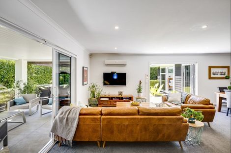 Photo of property in 11 Te Heipora Place, Havelock North, 4130