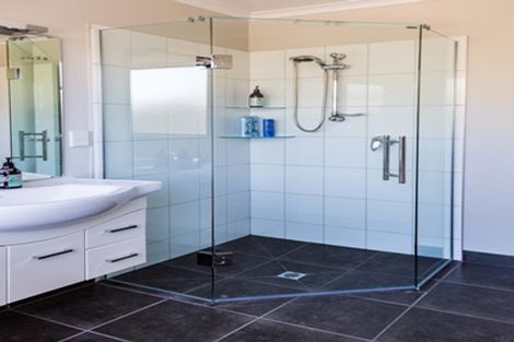 Photo of property in 5 Tokerau Crescent, Pukekohe, 2120