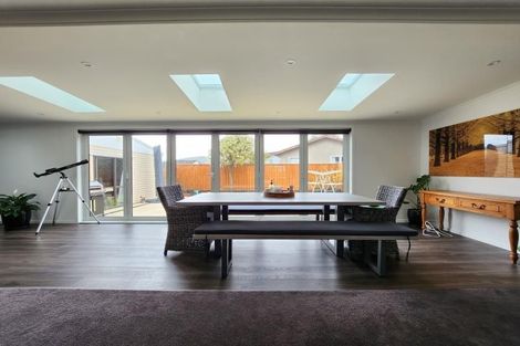 Photo of property in 10 Feist Street, Naenae, Lower Hutt, 5011