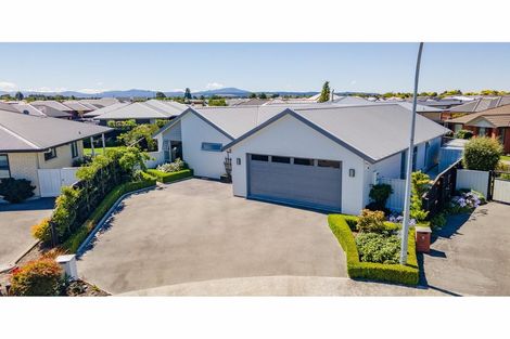 Photo of property in 8 Wisteria Lane, Rangiora, 7400